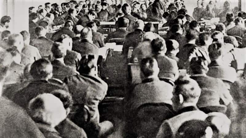 Members of Dail Eireann debating the terms of the Anglo Irish Treaty at University College Dublin